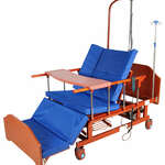 Кровать электрическая с боковым переворачиванием, регулировкой высоты, кардиокреслом, туалетом и матрасом (1 шт.) DB-11А (МЕ-5228Н-00) Med-Mos